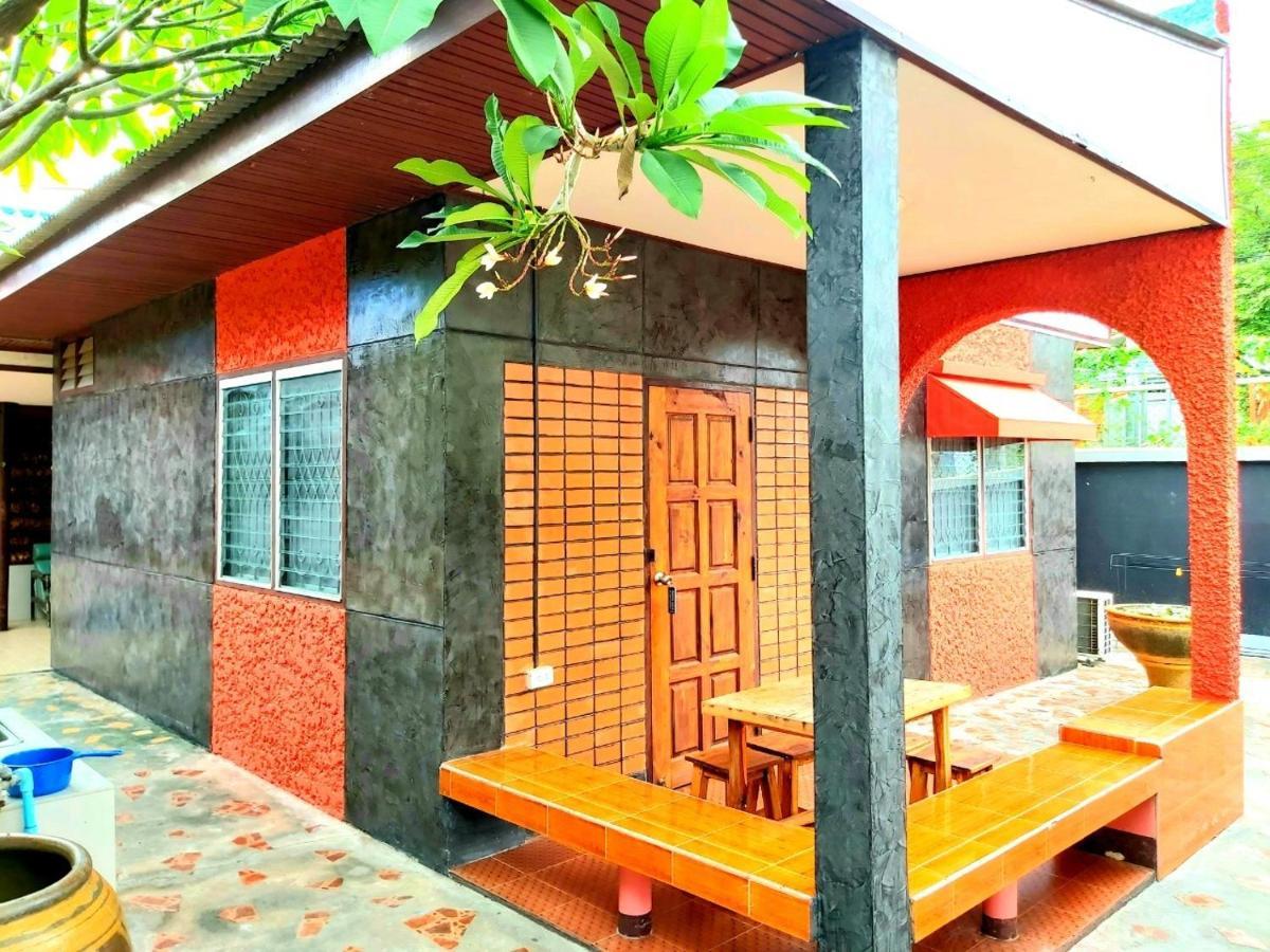 Wilailak Bungalow @ Koh Srichang Ko Si Chang Exterior foto