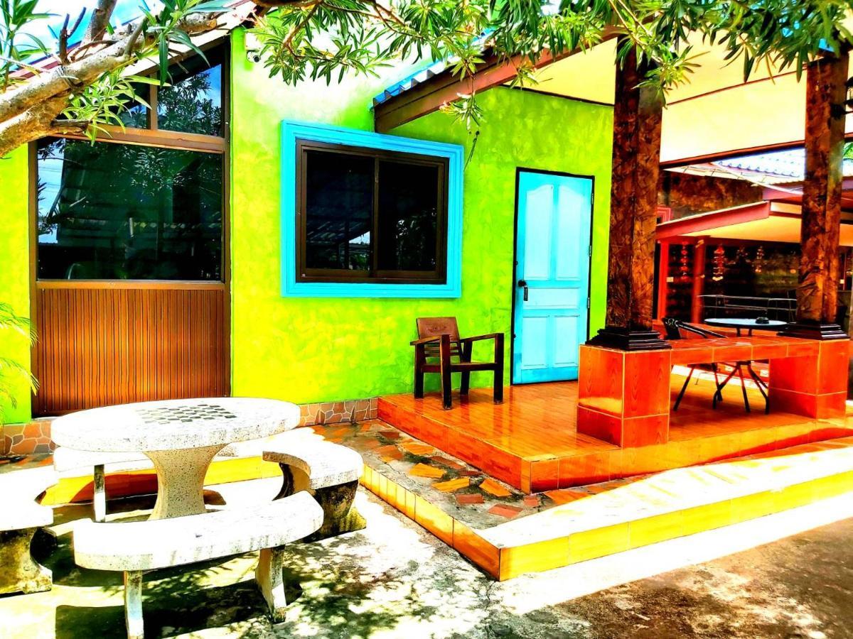 Wilailak Bungalow @ Koh Srichang Ko Si Chang Exterior foto